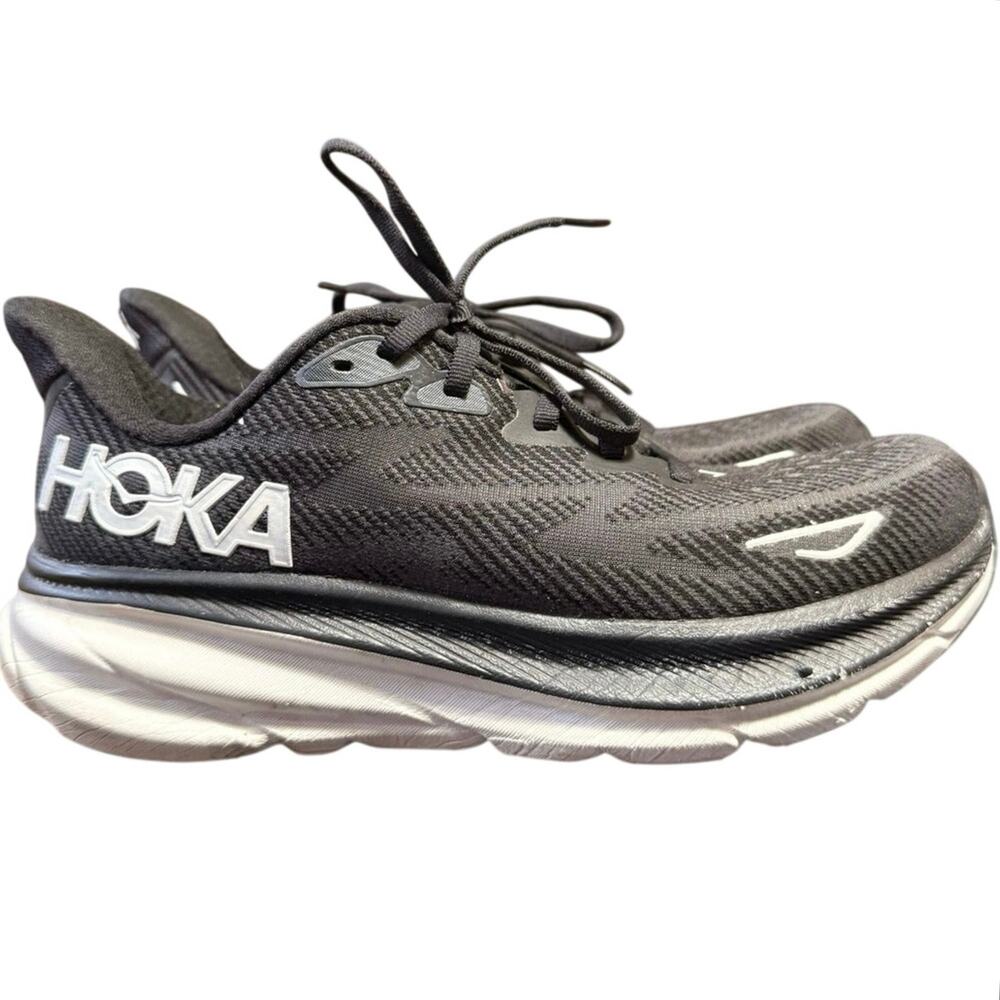 Hoka Clifton 9 Black White Running Shoes Women's Size 8 B Medium 1127896 Sneaker